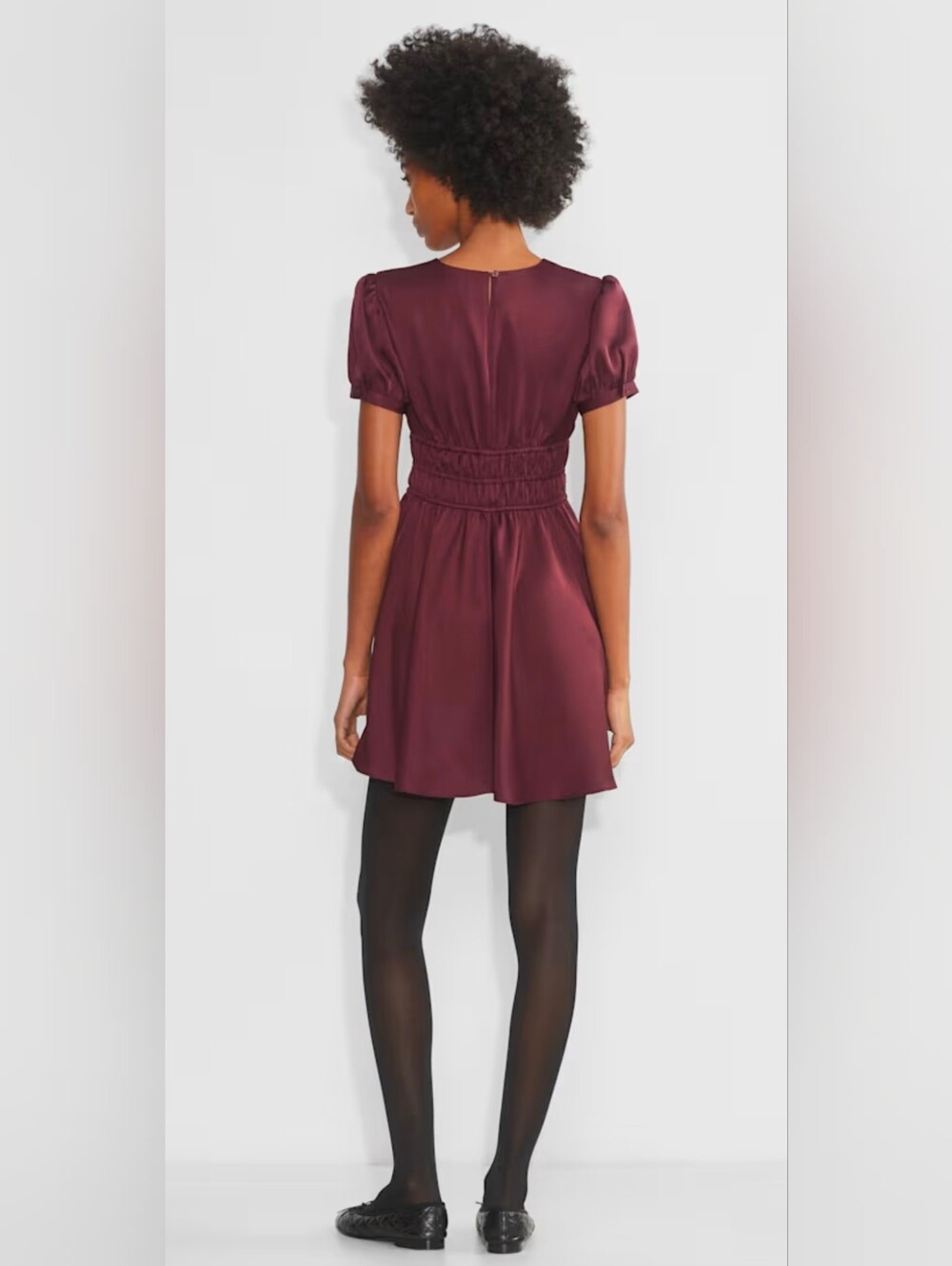 Aritzia Sunday Best Anderson Short Babydoll Puff-Sleeve Smocked Waist Dress - Picture 4 of 15